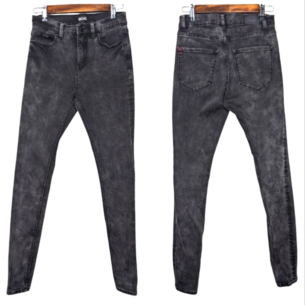 BDG by Urban Outfitters Women's High Rise Twig Long Gray Dark Wash Size 27W 33L